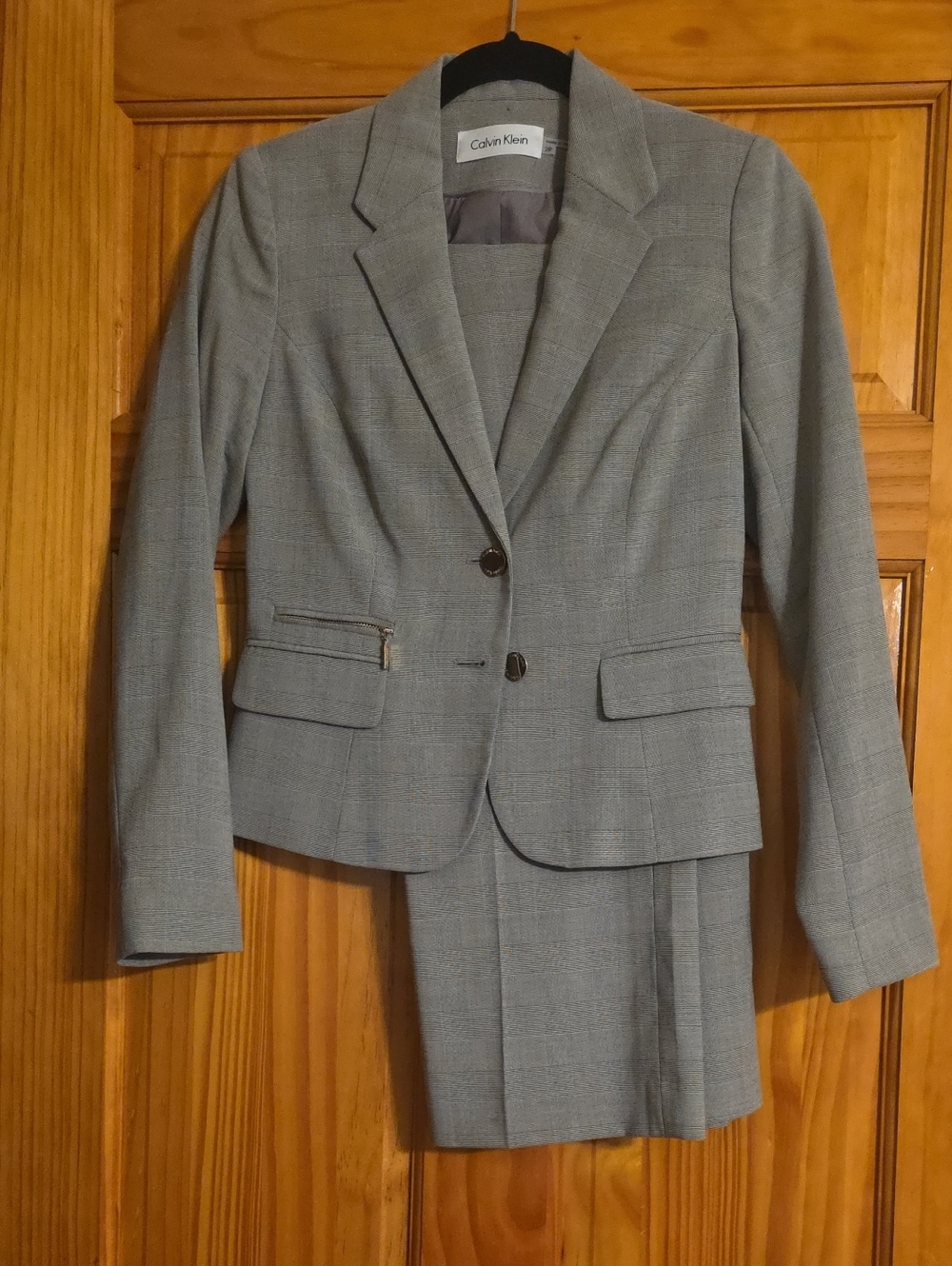 Calvin Klein Gray Plaid Women's Two-Piece Suit Jacket & Pants